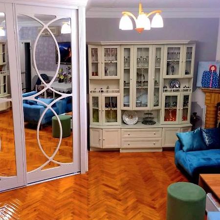 Central Apartment "Ameliya" باكو المظهر الخارجي الصورة